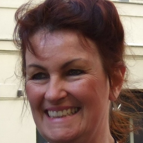 Isabelle BLANCHARD-TEISSIER de l'Ecole Française de Yoga