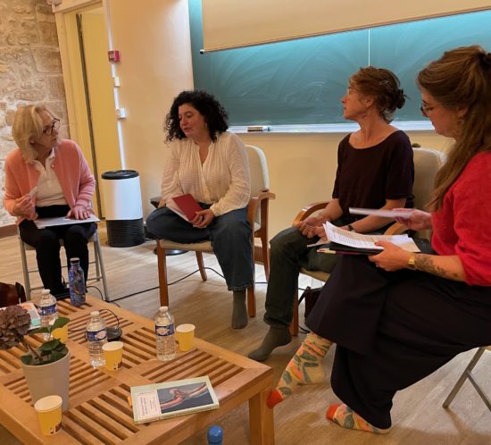 Enseigner le yoga en prison